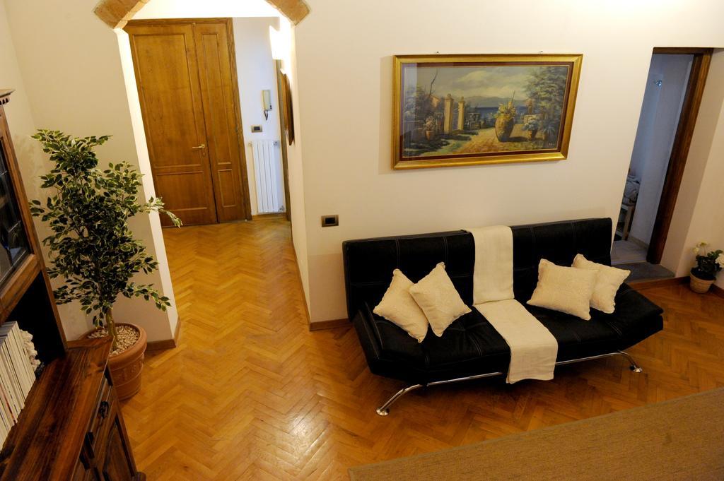 Aria Di Casa Apartment Флоренція Екстер'єр фото
